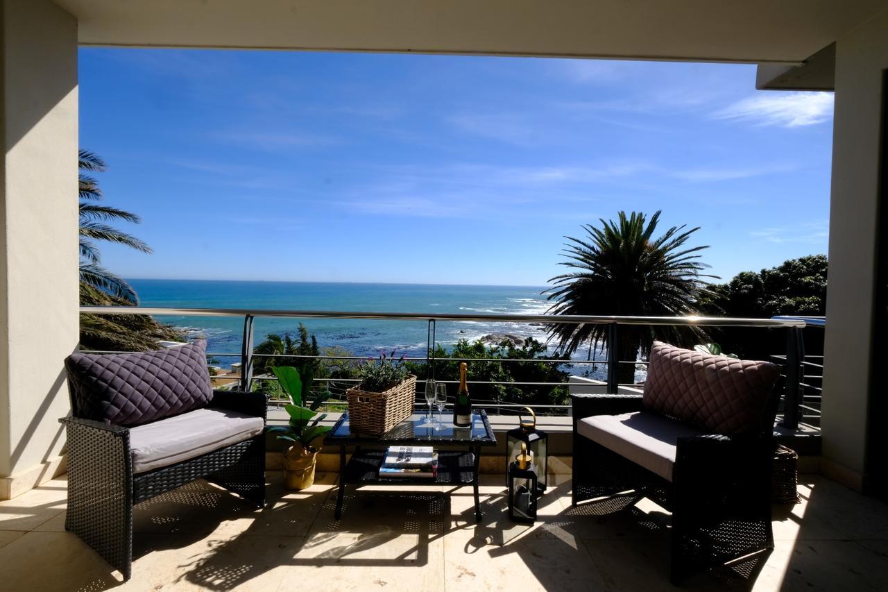 Beta Beach Guest House Kaapstad Buitenkant foto