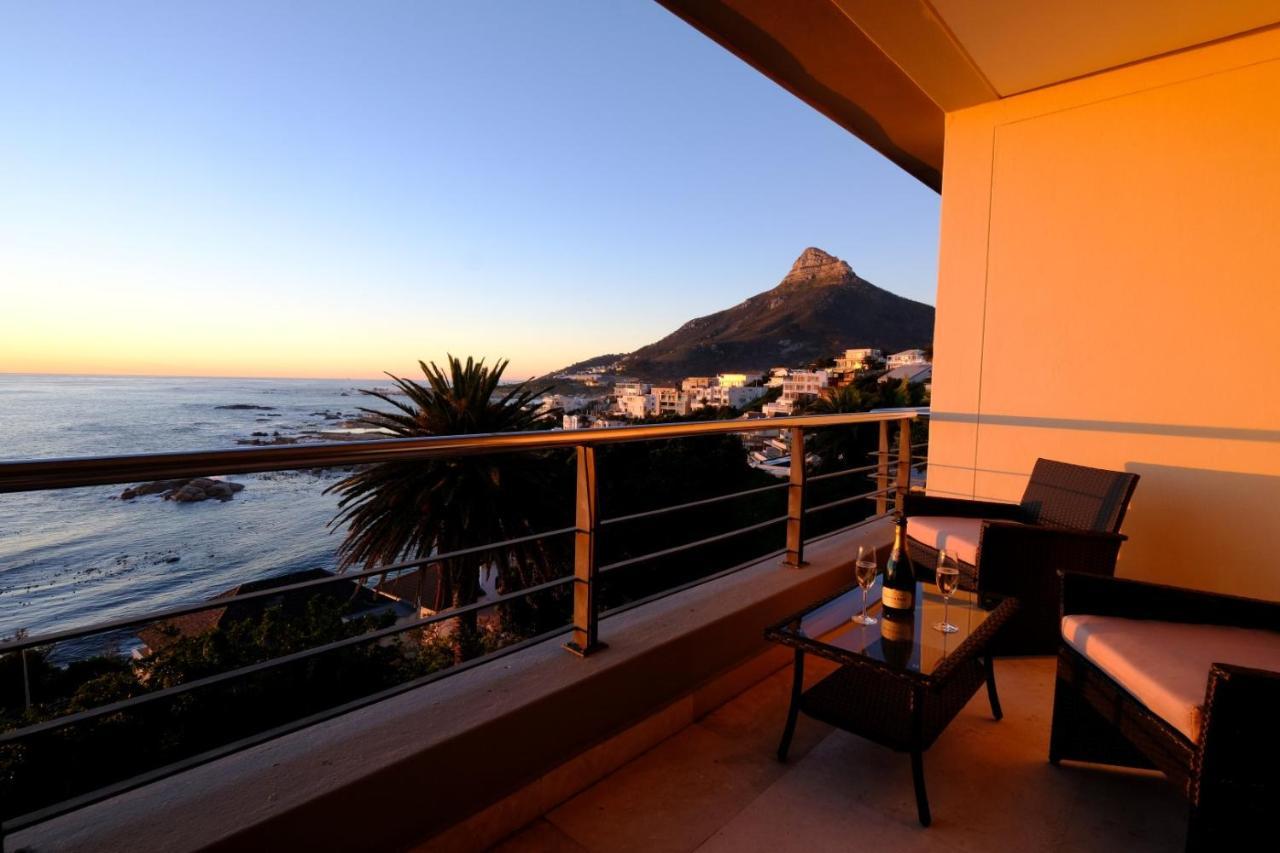 Beta Beach Guest House Kaapstad Buitenkant foto