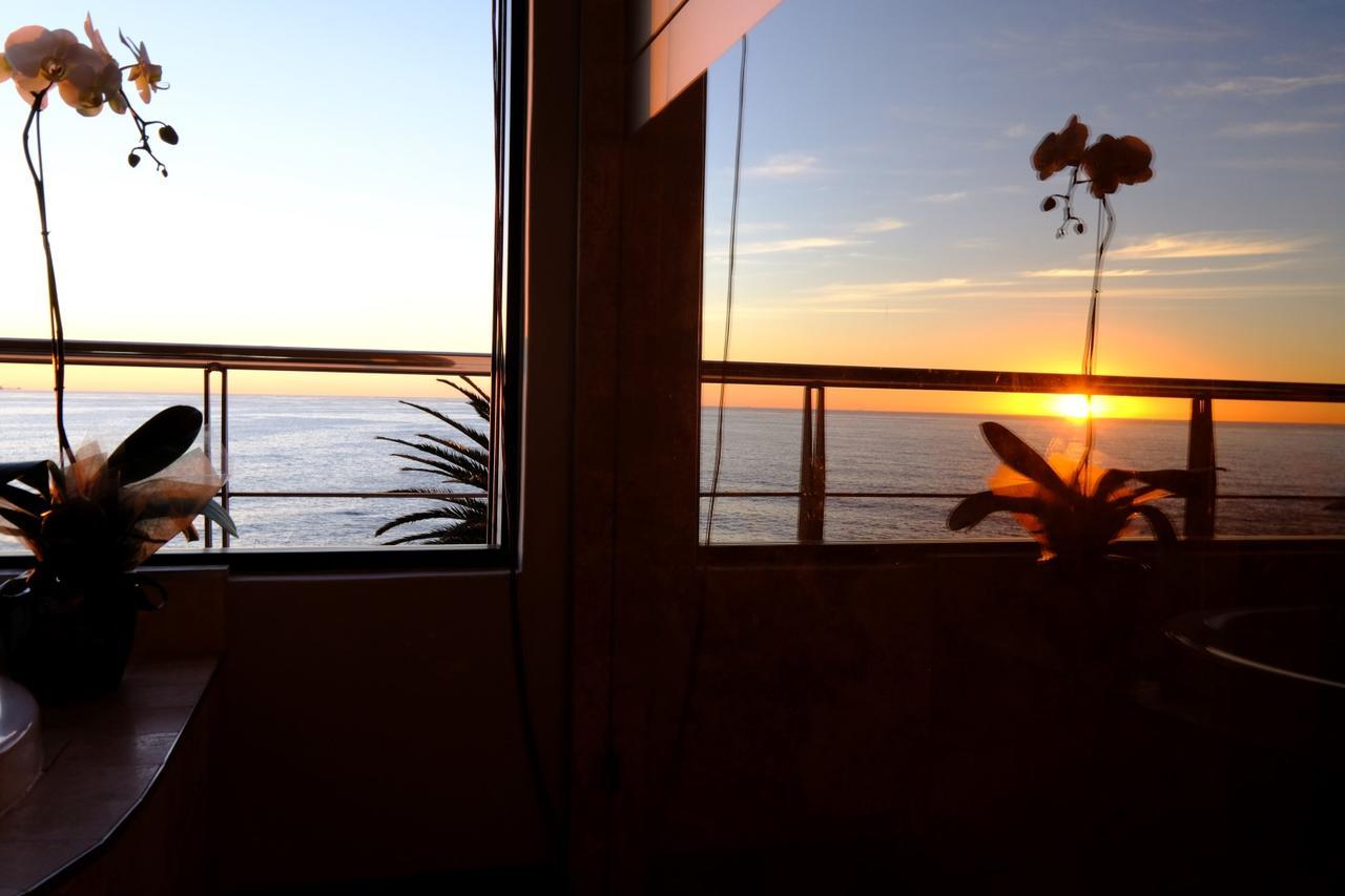 Beta Beach Guest House Kaapstad Buitenkant foto