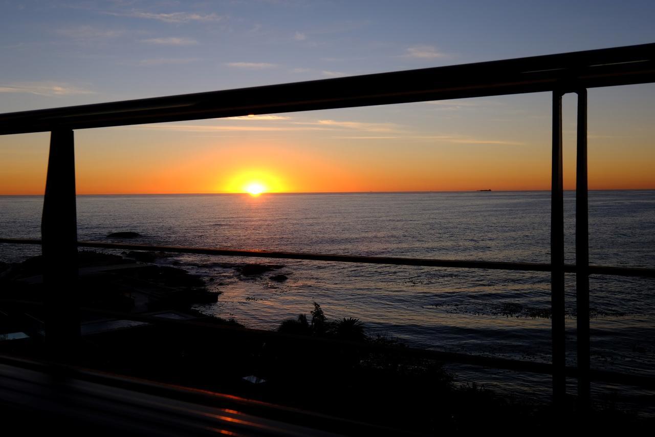Beta Beach Guest House Kaapstad Buitenkant foto