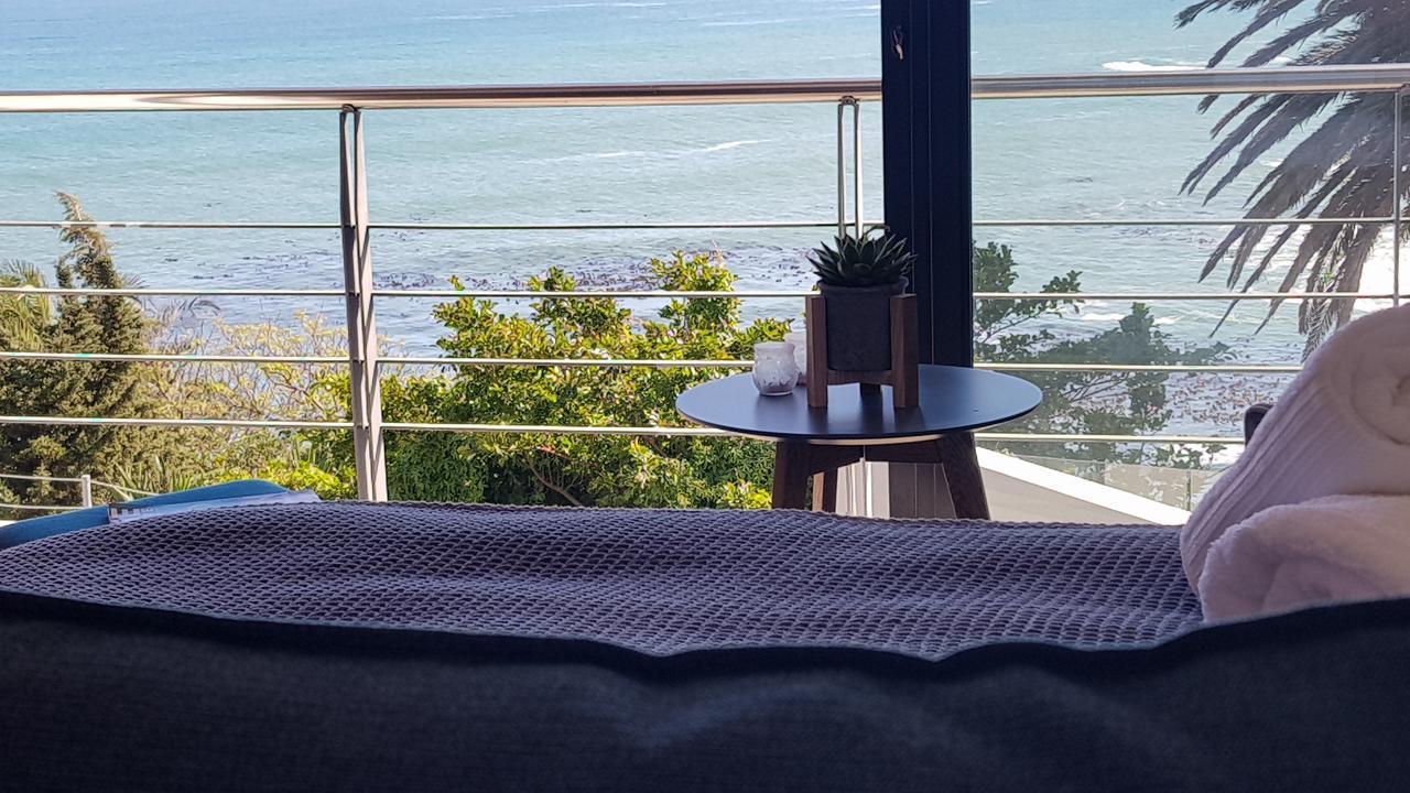 Beta Beach Guest House Kaapstad Buitenkant foto