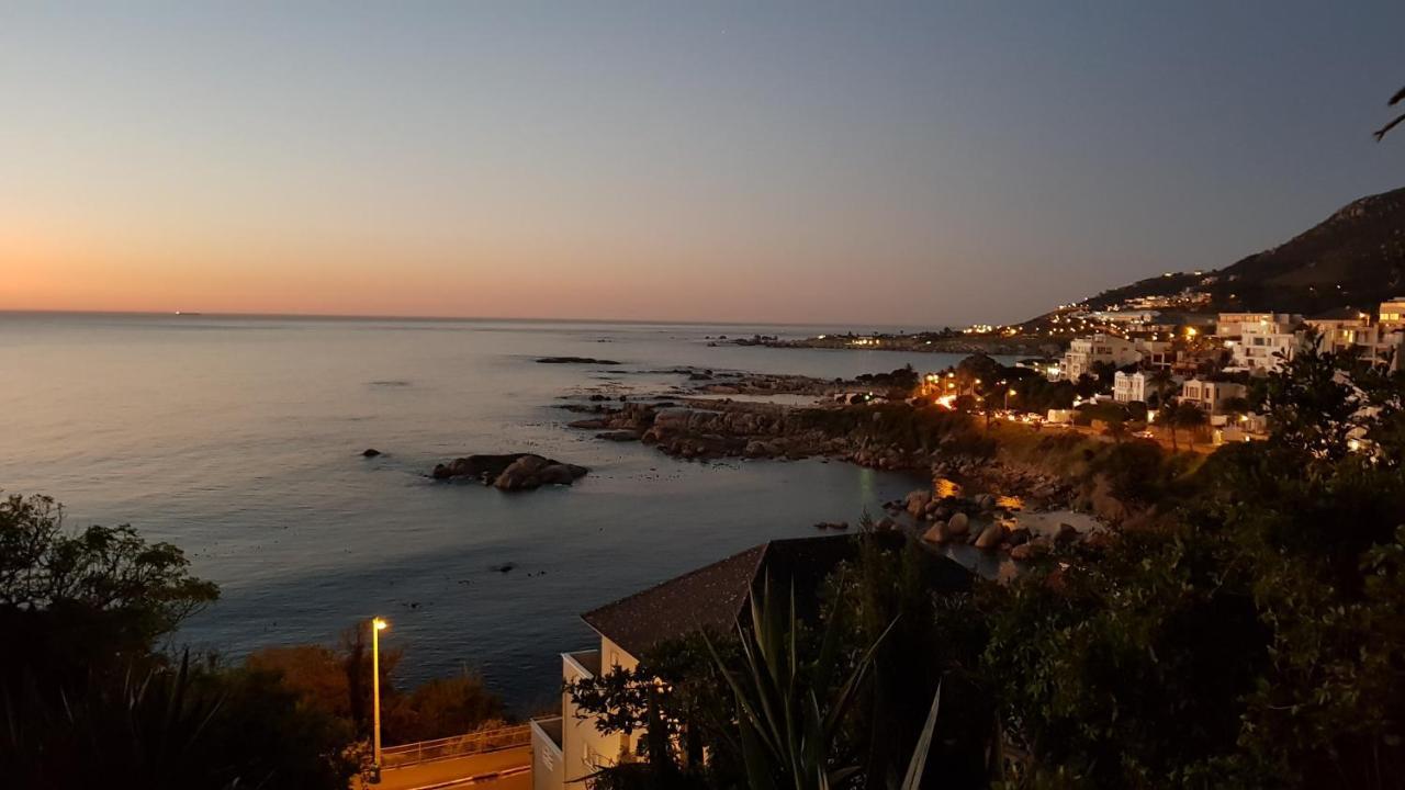 Beta Beach Guest House Kaapstad Buitenkant foto