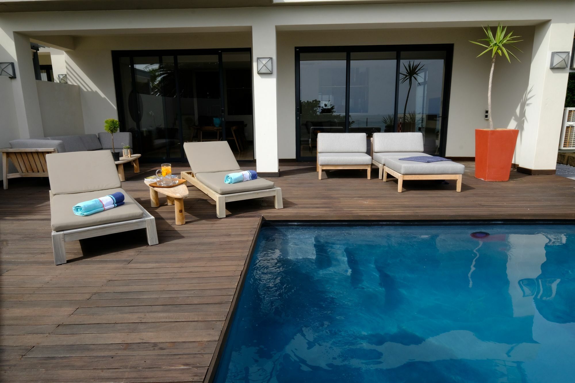 Beta Beach Guest House Kaapstad Buitenkant foto