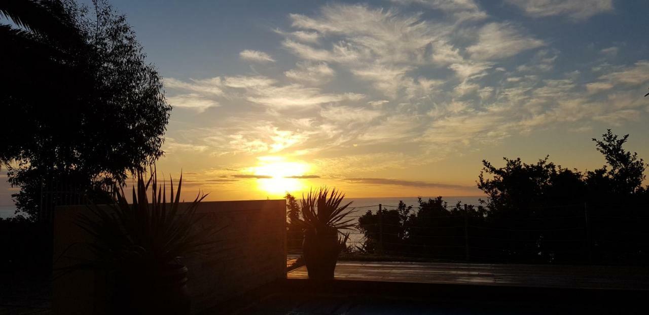 Beta Beach Guest House Kaapstad Buitenkant foto