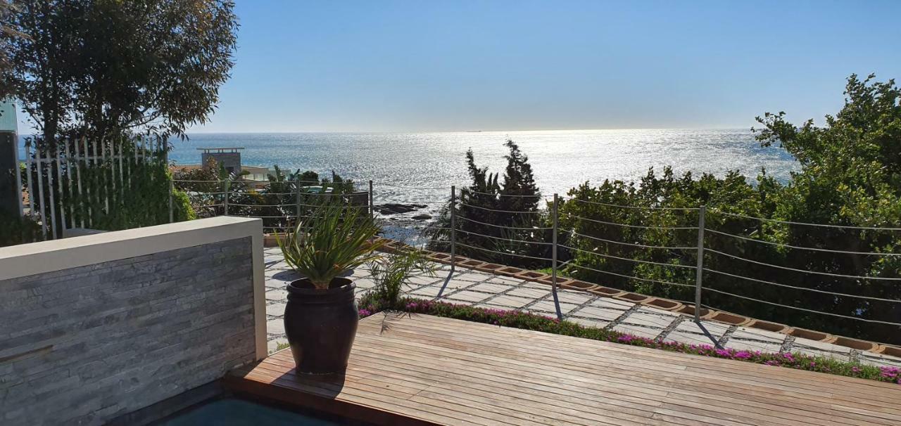 Beta Beach Guest House Kaapstad Buitenkant foto