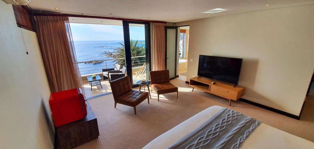 Beta Beach Guest House Kaapstad Buitenkant foto